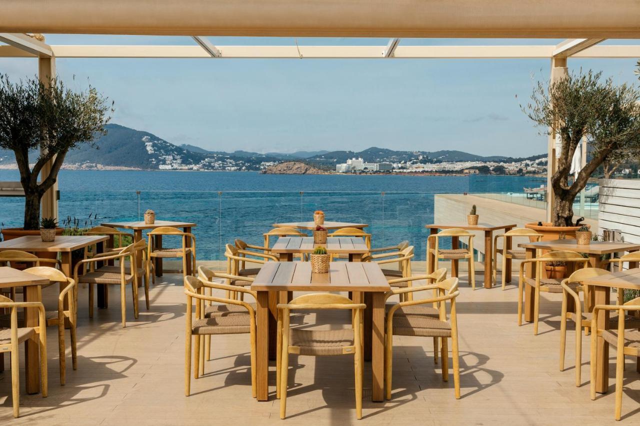 Me Ibiza - The Leading Hotels Of The World Santa Eularia des Riu Exterior photo